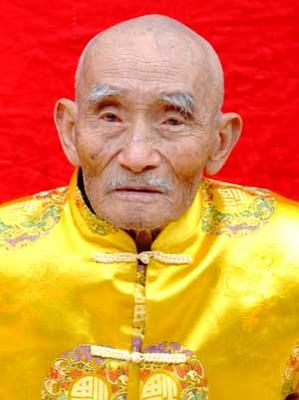 世纪老人杨为之养生之道